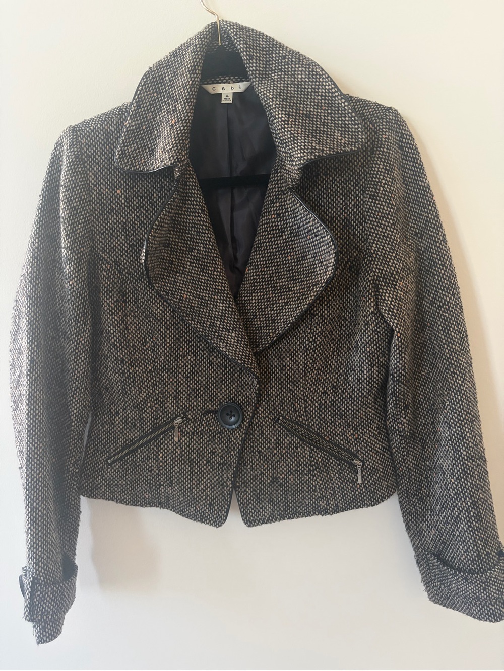CAbi Women's Black & Cream Tweed Cropped Jacket